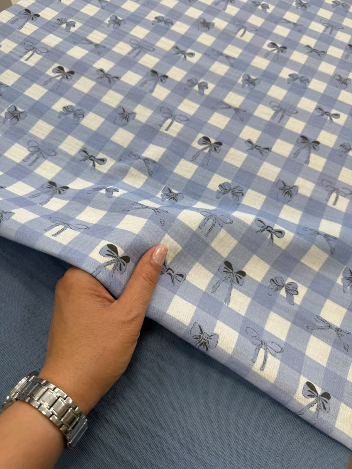 Mavi Pötikare Fiyonk Desenli Müslin Kumaş | İki Katlı %100 Pamuk 150 cm En